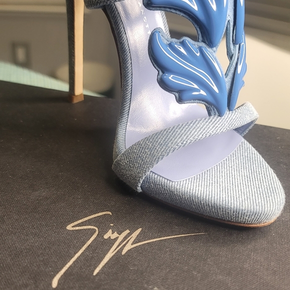Authentic Giuseppe Zanotti cruel summer wing shoes hight heel Bule unique size36 - Picture 4 of 9